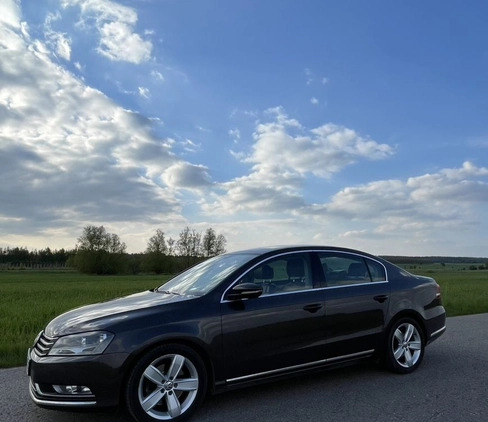 Volkswagen Passat cena 39500 przebieg: 228000, rok produkcji 2011 z Cybinka małe 232